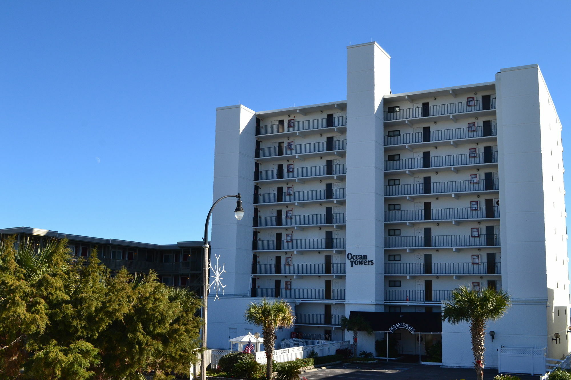 Ocean Towers Resort Atlantic Beach Экстерьер фото